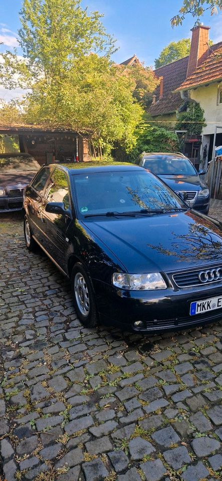 Audi A3 3 Türer Bj.2002 in Bruchköbel