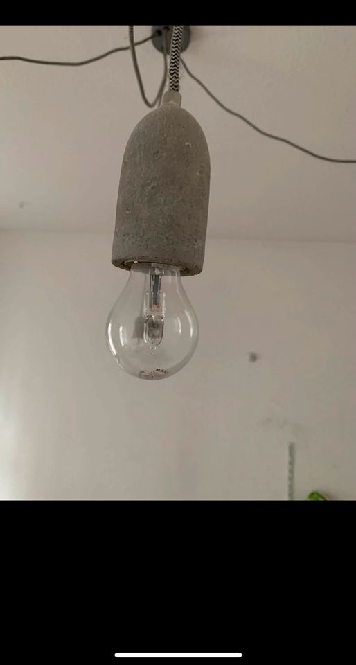 Deckenlampe individuell aufhängbar in Bonn