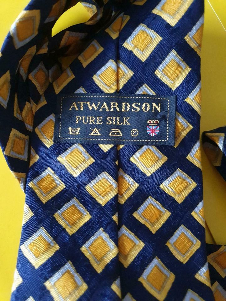 Schick Krawatte Atwardson Schlips in - Bayern jetzt Kleinanzeigen eBay Kleinanzeigen Wunsiedel ist | Seidenkrawatte