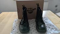 neuwertige Dr. Martens "Air Wair" Stiefel Größe 36 Niedersachsen - Rötgesbüttel Vorschau
