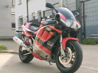 SUZUKI GSX-R1100 GUTER ZUSTAND*U-FREI4x1 AUSPUFF STURZFREI*HU NEU Dortmund - Innenstadt-Nord Vorschau