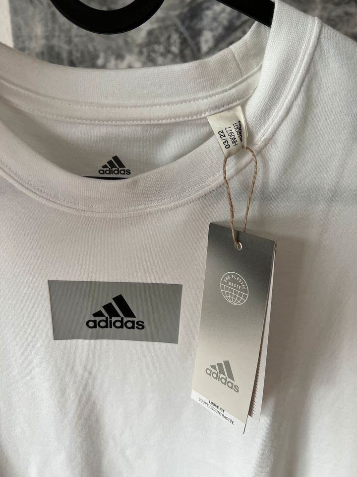 Herren Adidas T- shirts Gr. S in Hannover