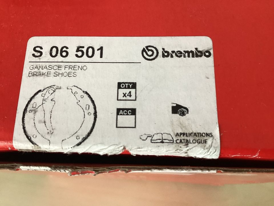 BMW 02 1500-2000 Brembo Bremsbacken HA in Rodgau