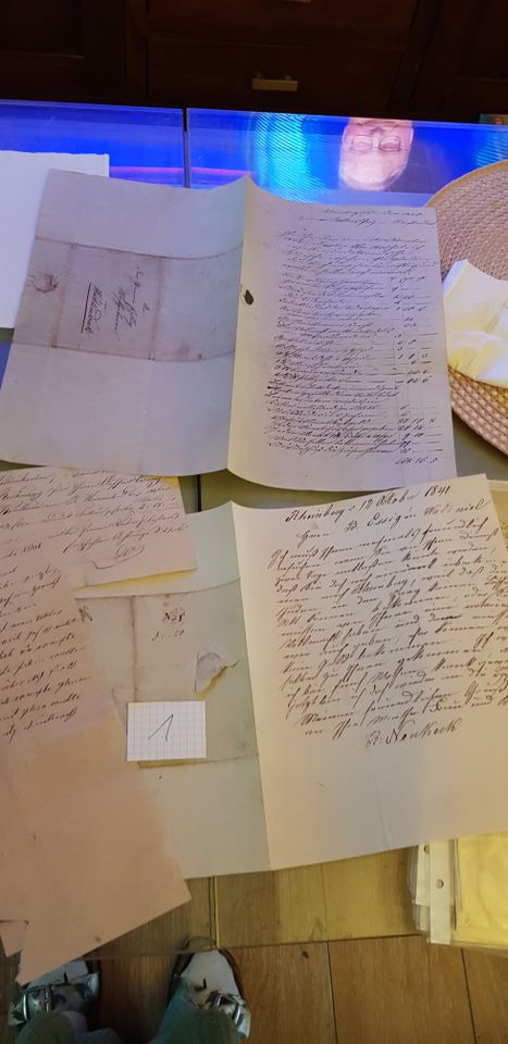 Uralte Briefe und Dokumente mit Stempel 1841 bis 1855/Nachlass in Mönchengladbach