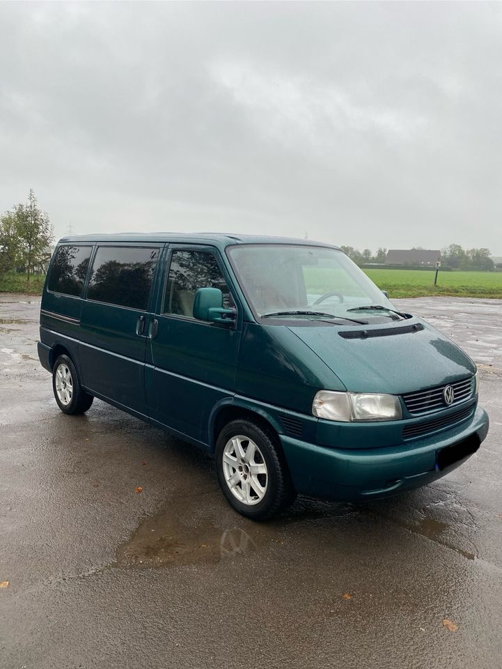 VW T4 Caravelle 2,5 TDI Tempomat Wohnmobilzulassung in Porta Westfalica