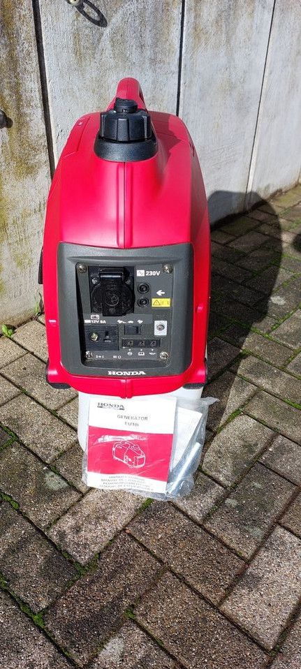 HONDA Stromerzeuger 1000 W ungebraucht mit Originalverpackung in Bietigheim-Bissingen