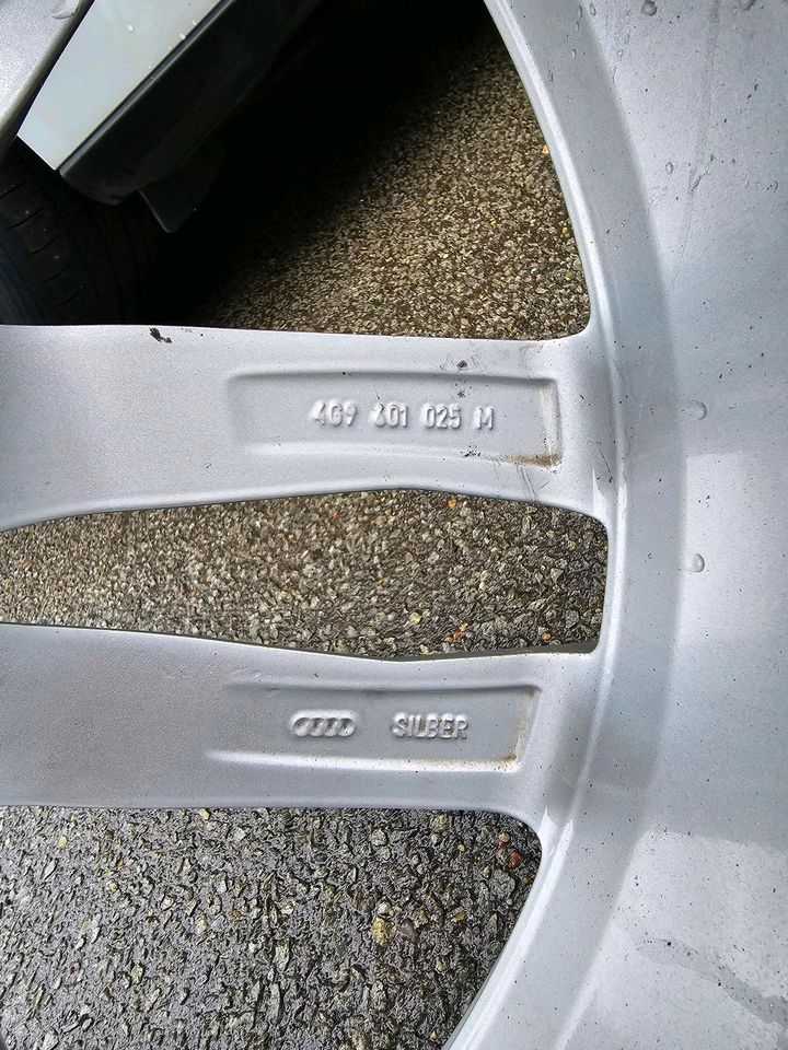 2× Original Alufelgen 20zoll Audi A6 4g c7 in Hamburg