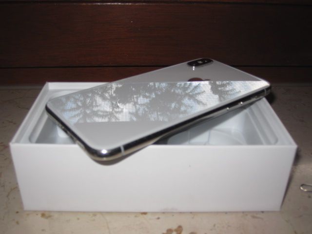 Apple iPhone X - 64GB - Silber (Ohne Simlock) A1901 in Thuine