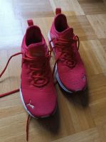 NiKE Schuhe in rot/weiss Gr. 40/6,5 Nürnberg (Mittelfr) - Oststadt Vorschau