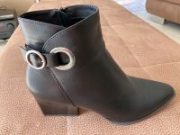 Schuhe Stiefeletten Damen schwarz Gr. 39 Bayern - Veitsbronn Vorschau