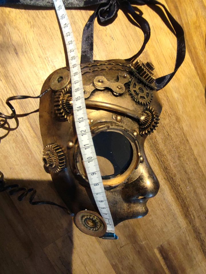 Maske Steampunk Karneval in Twistetal