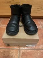 UGG MINI II Boots Leder schwarz 41 Thüringen - Jena Vorschau