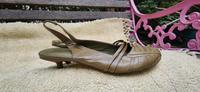 ANGESAGTE sling pumps / leder Brandenburg - Wriezen Vorschau