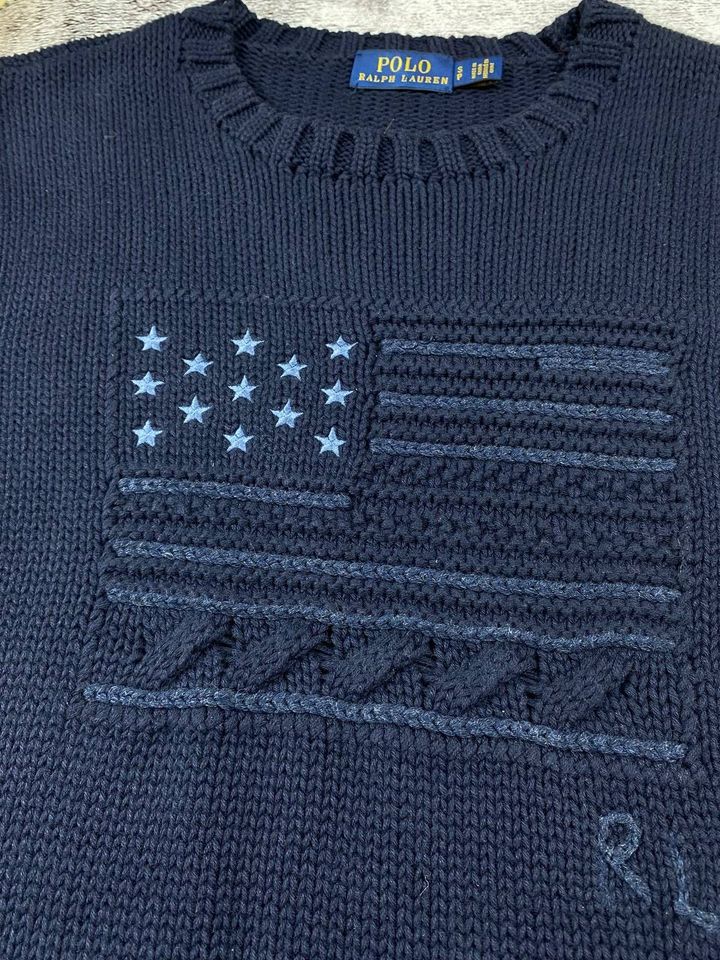 Vintage Polo Ralph Lauren USA Flag Sweater in Berlin