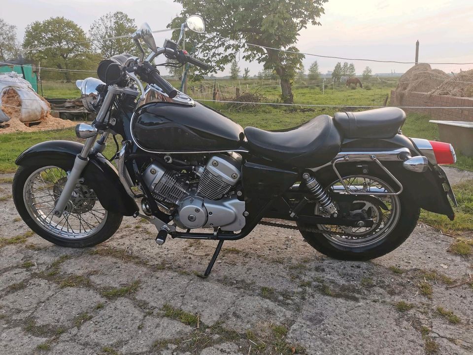 Honda shadow 125 in Hagen im Bremischen