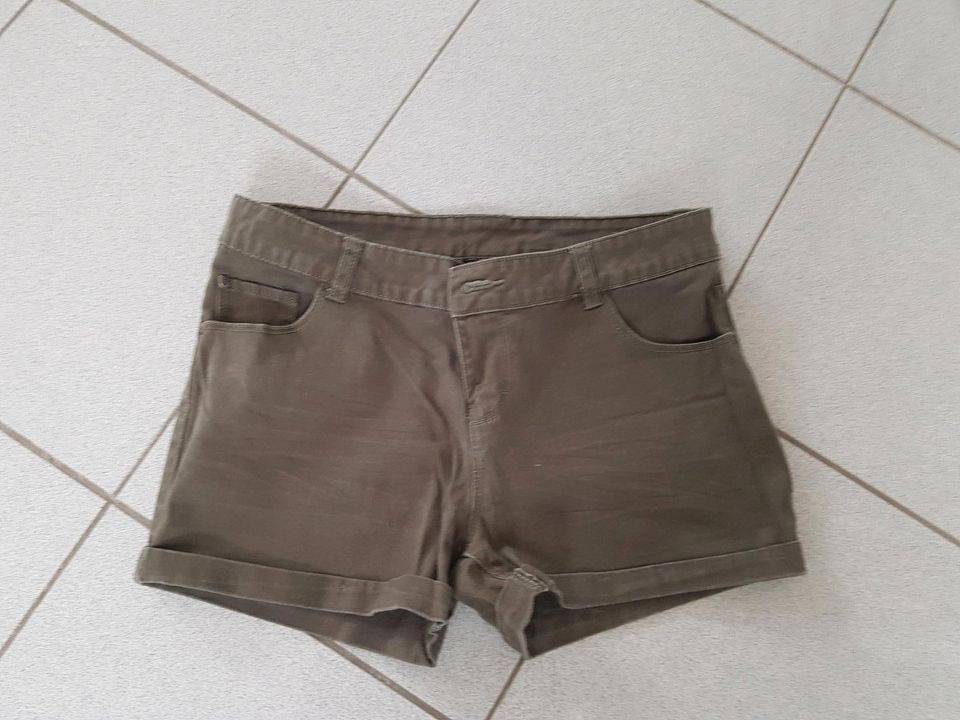 Esmara Shorts 38 in Emsdetten