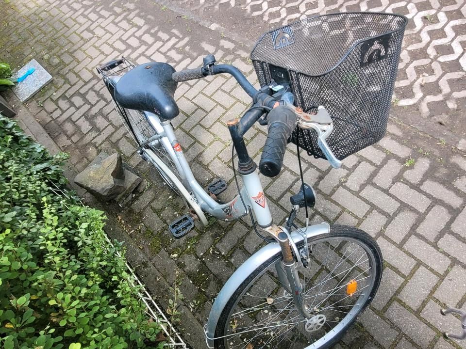 Fahrrad abzugeben in Düsseldorf