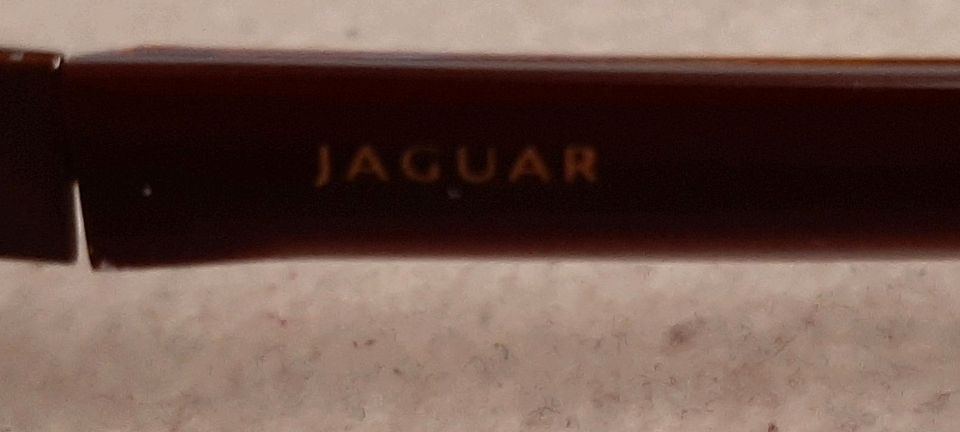 Sonnenbrille von "Jaguar" in Herne