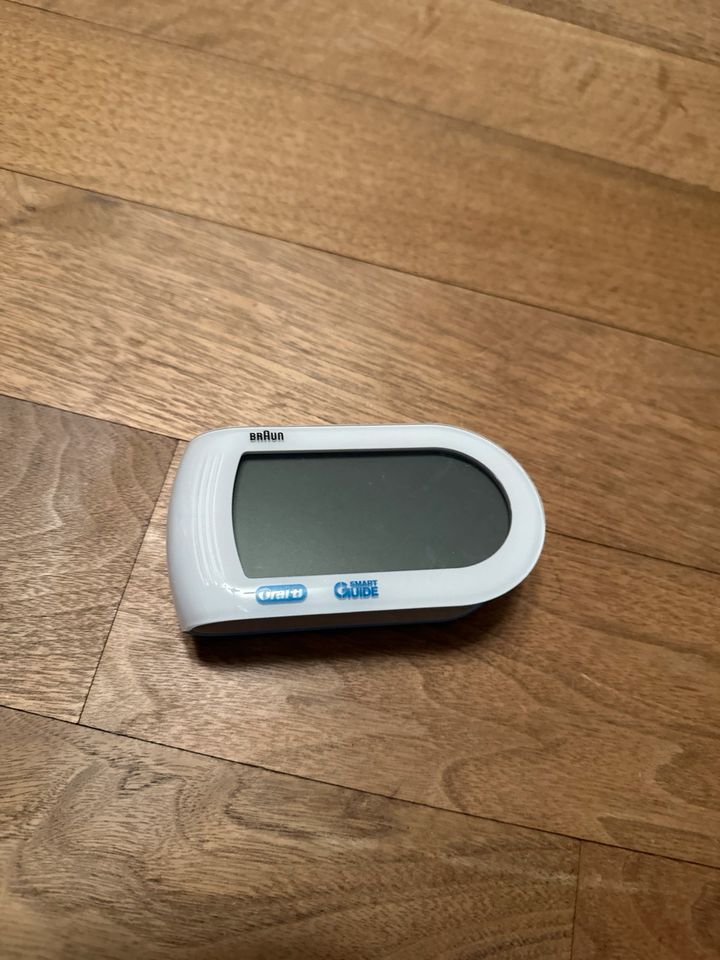 Oral B Smart Guide Monitor in Köln