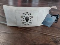 Harley-Davidson®  Cracked Leather Skull Stud Clutch, Off White Niedersachsen - Schwülper Vorschau