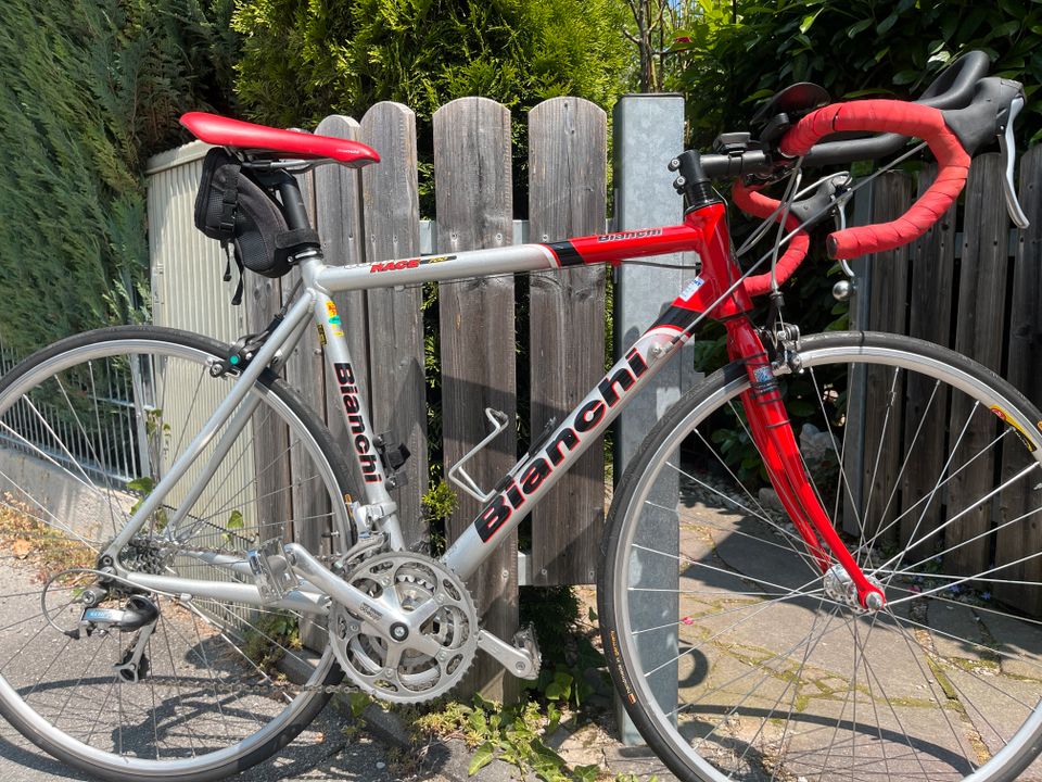 BIANCHI GOLD RACE 700 in Dießen