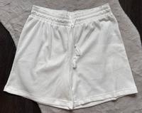 Kurze dünne weiße Short XL neuwertig! Baden-Württemberg - Aalen Vorschau