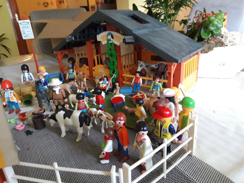 Playmobil 3120 Reiterhof komplett mit viel Zubehör incl.  Versand in Hagen im Bremischen