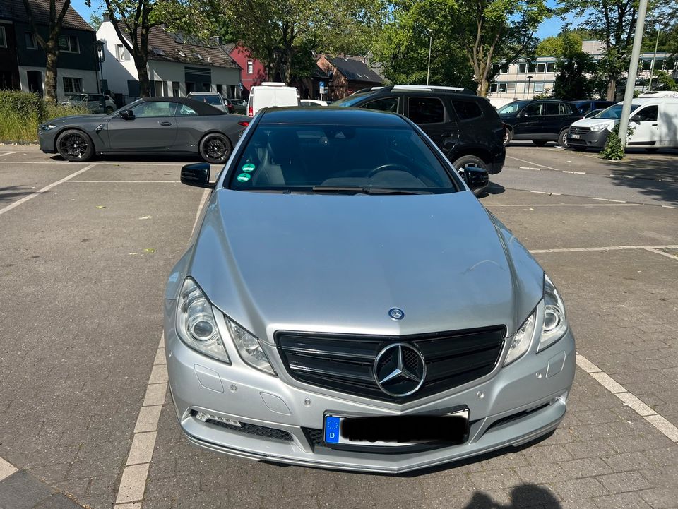 Mercedes Benz e220d coupe Bj2010 in Duisburg