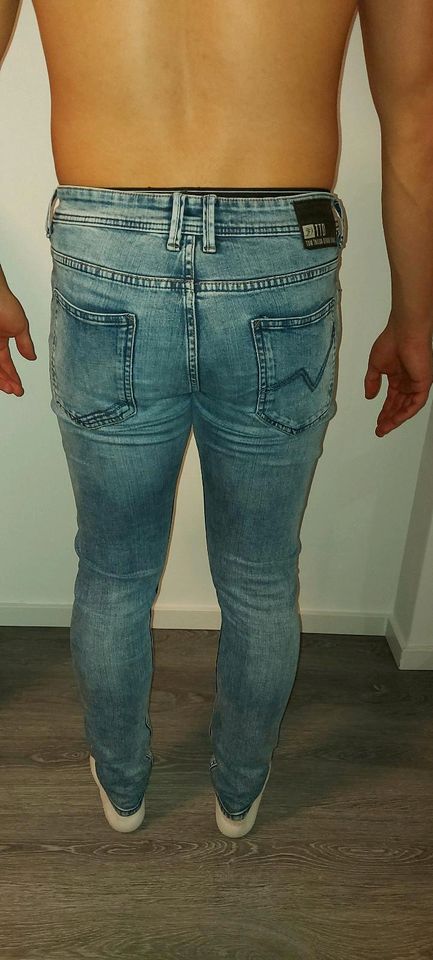 Herren Jeanshose Tom Tailor in Bad Brückenau