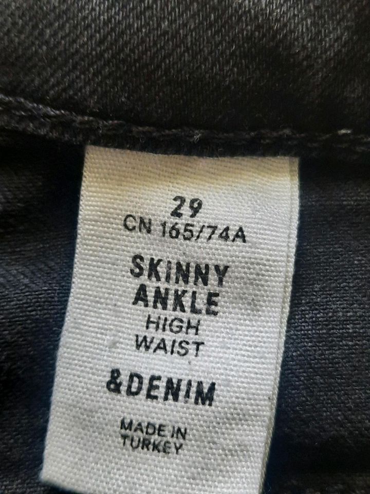 Skinny Ankle High Waist Denim Jeans in Größe 29 in Köln