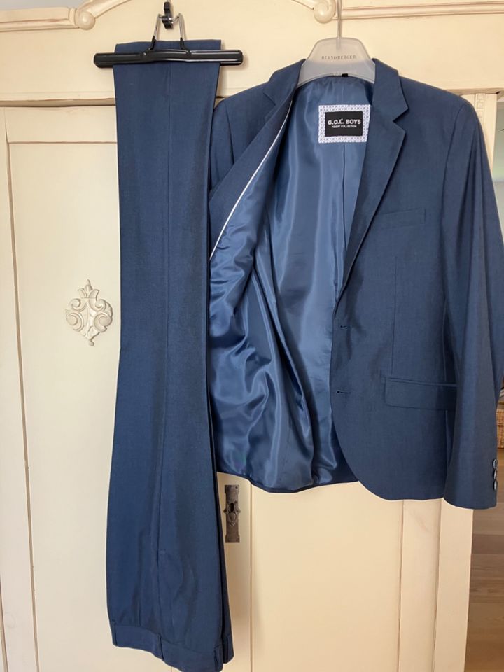 Jungen-Anzug blau (G.O.L.) Gr. 176, slim fit in Großhansdorf