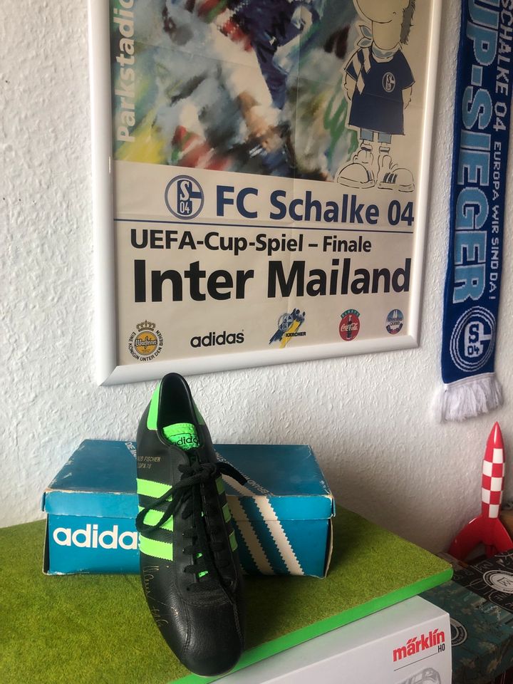 Klaus Fischer Schalke 04 adidas Fußballschuh Eurofighter Trikot in Salzgitter