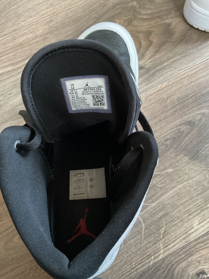 Nike Air Jordan  Jumpman 46 in Alpirsbach