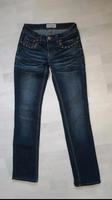 Tolle dunkelblaue Jeans "Neuwertig " straight Größe 36 Hessen - Wölfersheim Vorschau