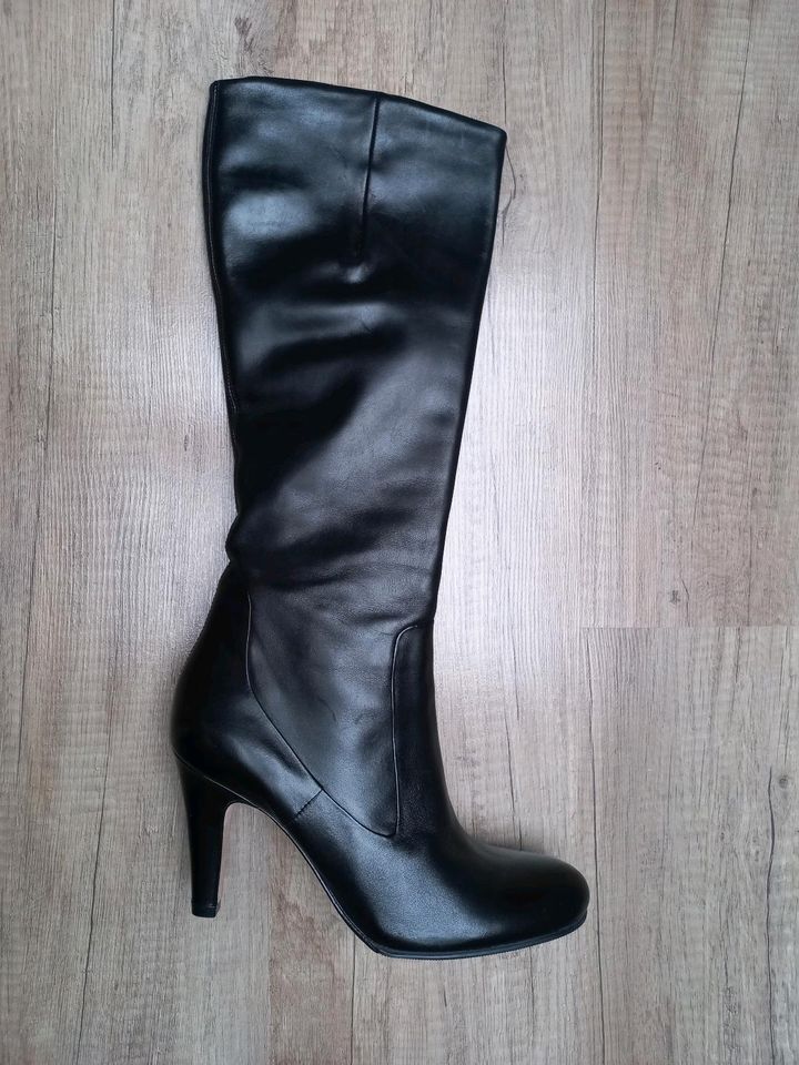 NEU! Buffalo * Damenstiefel * Gr. 40 * schwarz Nappaleder Stiefel in Berlin