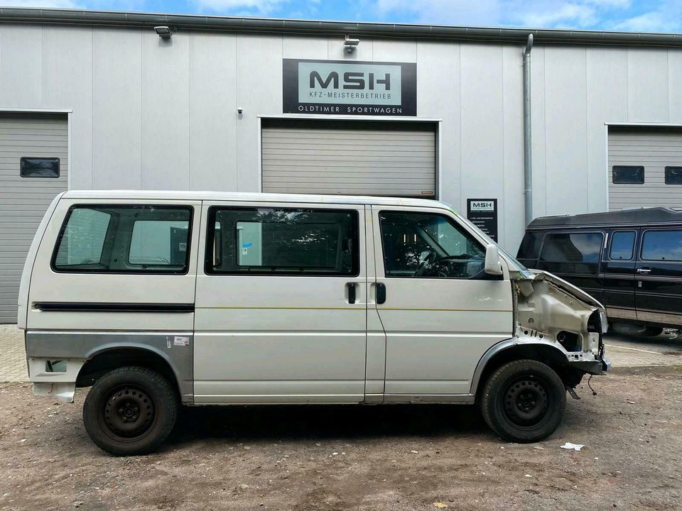 Be T1 T2 T3 T4 Schweißen Einstiege Seitenteil NEU Rost Unfall in Breitenfelde