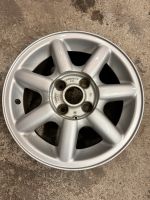 VW Golf 3 Alufelge 1H0601025R 6x14 Zoll Bayern - Ebersdorf Vorschau