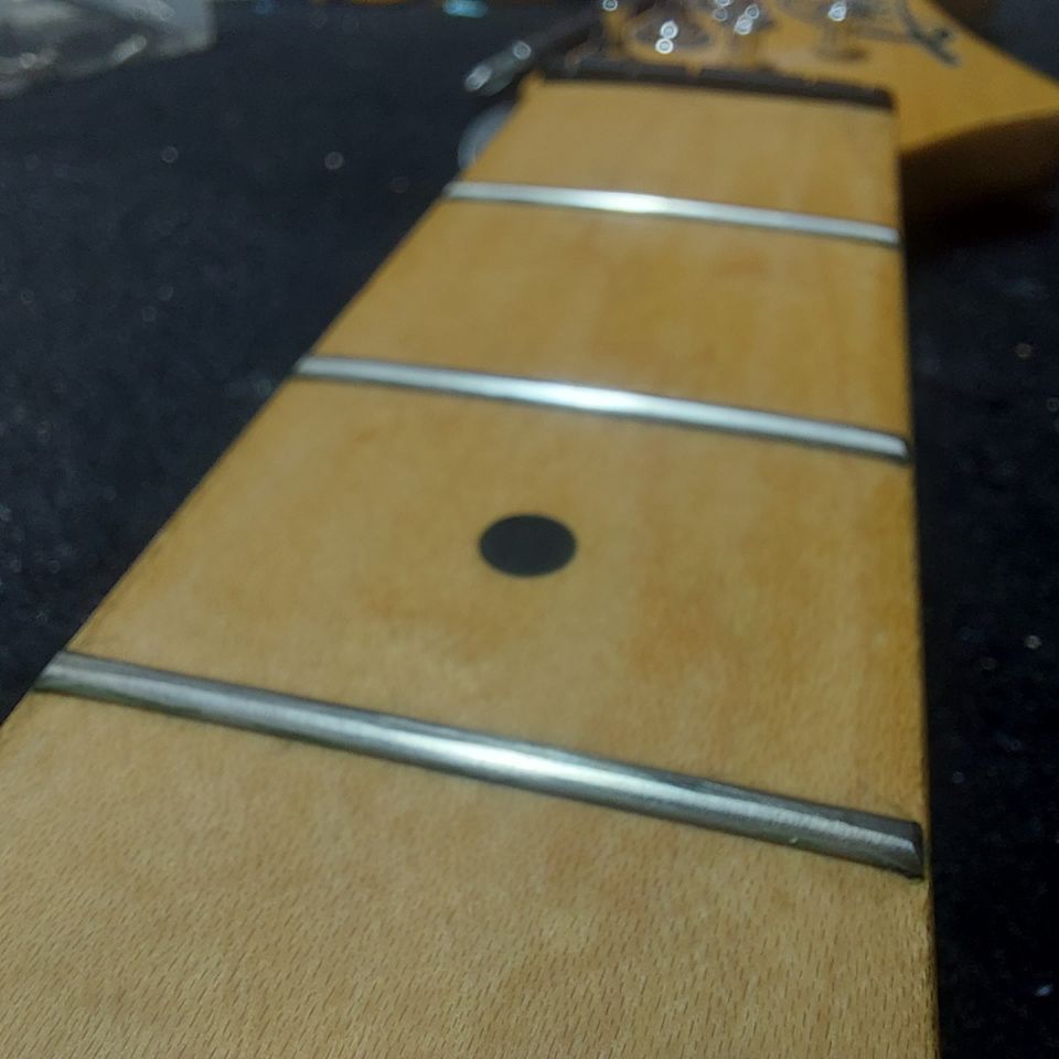 ⭐ Gitarre Cheri Strat 1993 Made Korea ⭐one piece Maple Neck⭐TOP in Helmstadt-Bargen