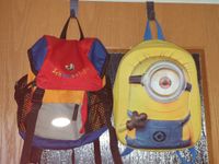 Kindergarten Rucksack  JE 4 €  Minion und Deuter Schmusebär Baden-Württemberg - Laufenburg (Baden) Vorschau