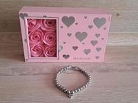 Neu Manguun Armband + Geschenkbox Rosen Herz Unendlichkeit Hessen - Bensheim Vorschau