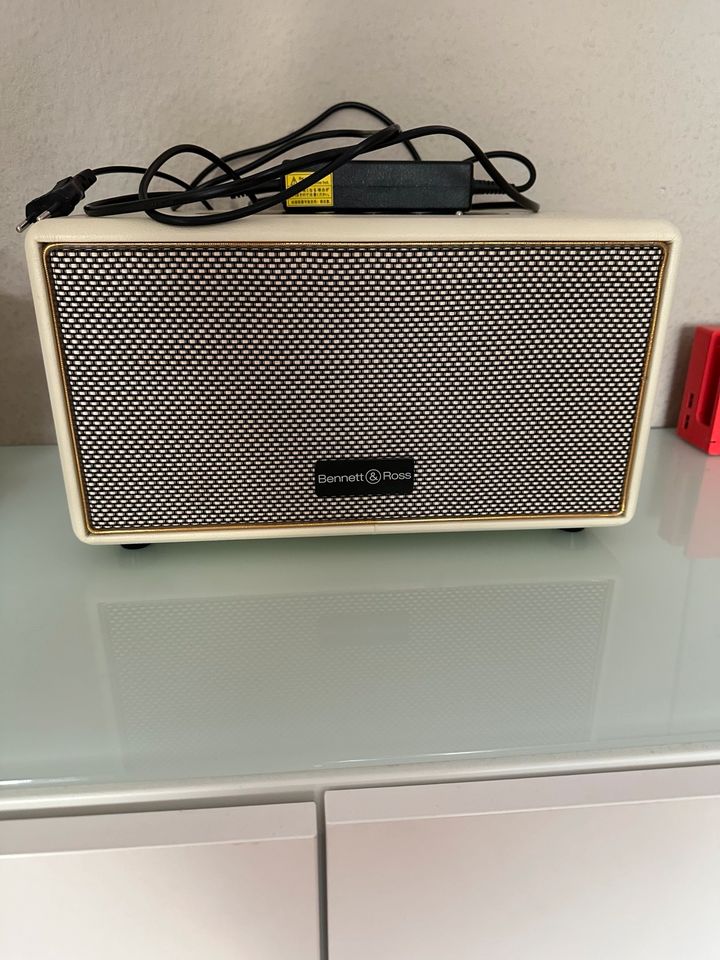 Bennett & Ross Bluetooth Box in Hamburg