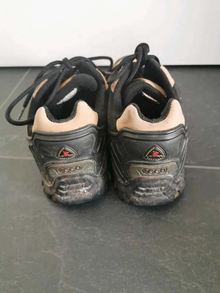 Wanderschuhe Ecco Größe 37 in Heßdorf