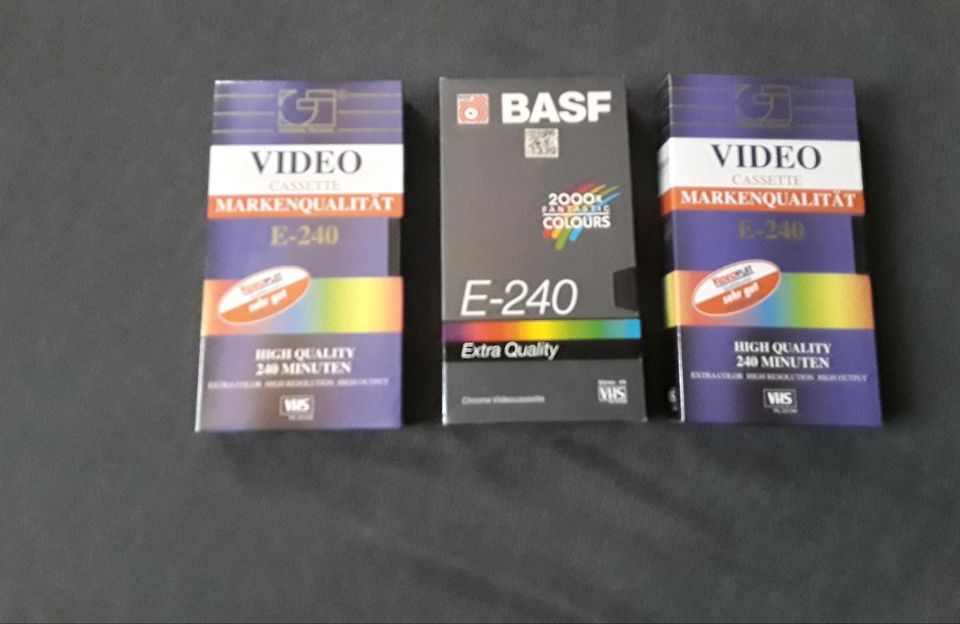 VHS  3 leere Kassetten  a 240 min   neu in Hamburg