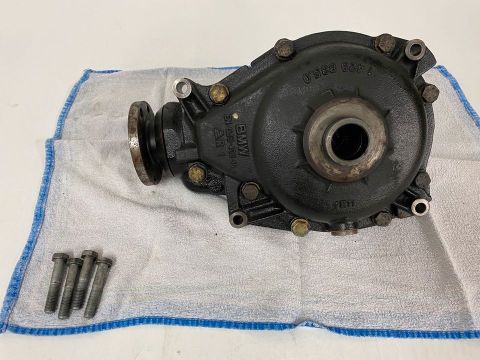 BMW E46 330xi X3 E83 Front Differential 3,15 Vorderachse 7504533 in Olpe