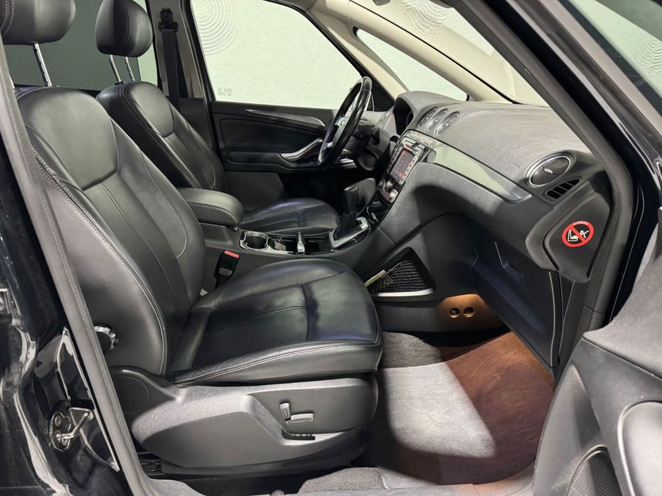 Ford S-Max Titanium*7 Sitzer*Panorama*Leder* in Hannover