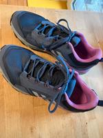 Adidas Terrex Traxion US 8,UK 61/2,FR 40 Nordrhein-Westfalen - Dinslaken Vorschau