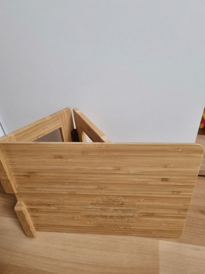 Verstellbar Tablethalter von Holz in Lörrach