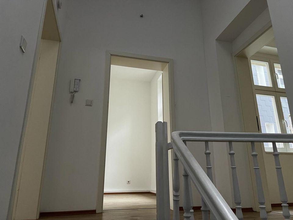 Charmante zentrumsnahe 4-Zimmer Maisonette Wohnung mit EBK in Wuppertal