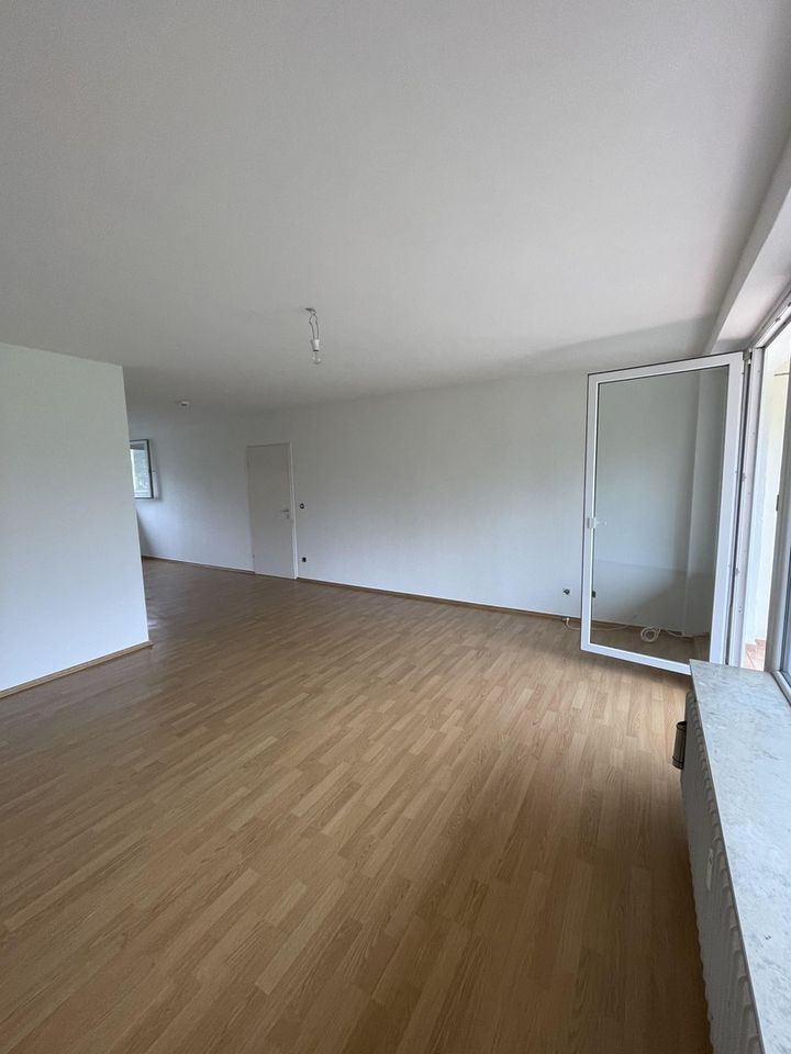 Wohnung im EG 4,5 Zimmer mit 100 qm Garten in Hannover