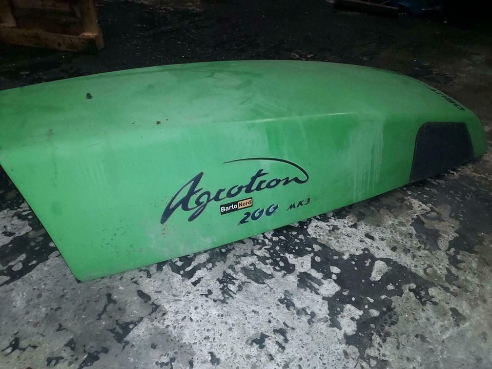 Motor Haube Deutz agrotron mk3 165 175 200 in Rhede